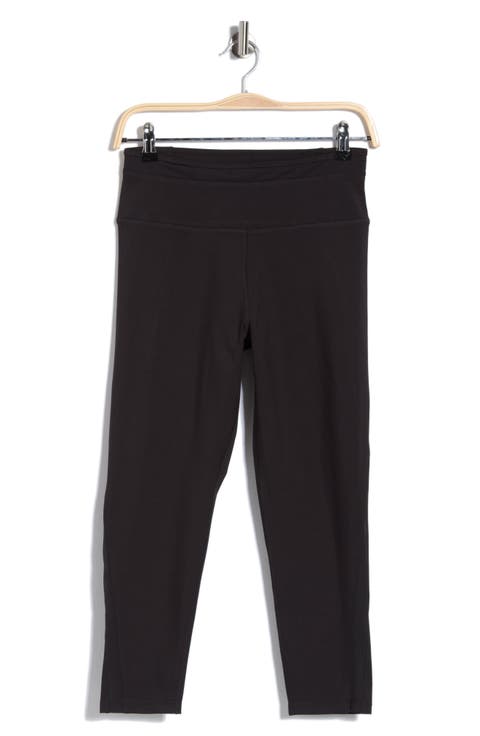 Groove Mesh Capri Leggings
