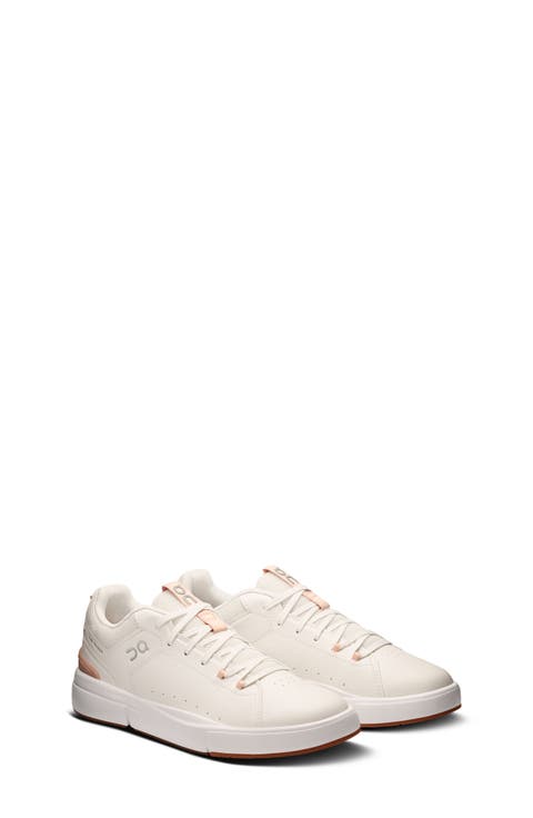 Kids' THE ROGER Youth Tennis Sneaker (Big Kid)