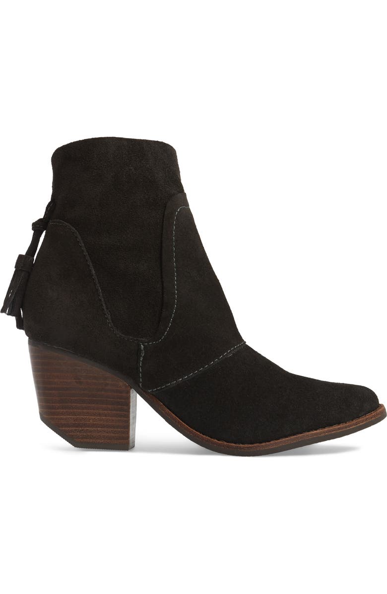 Matisse Laney Notched Heel Bootie, Alternate, color,