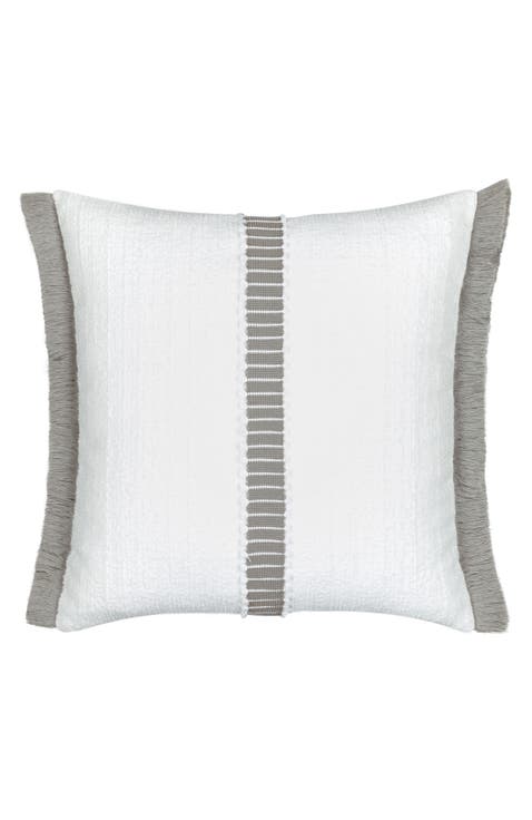 Deluxe Boucle Textured Indoor & Outdoor Woven Accent Pillow