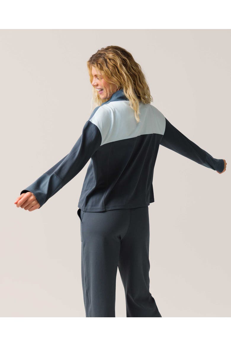 Cloud Nomad Jacket, Alternate, color, Dark Summit