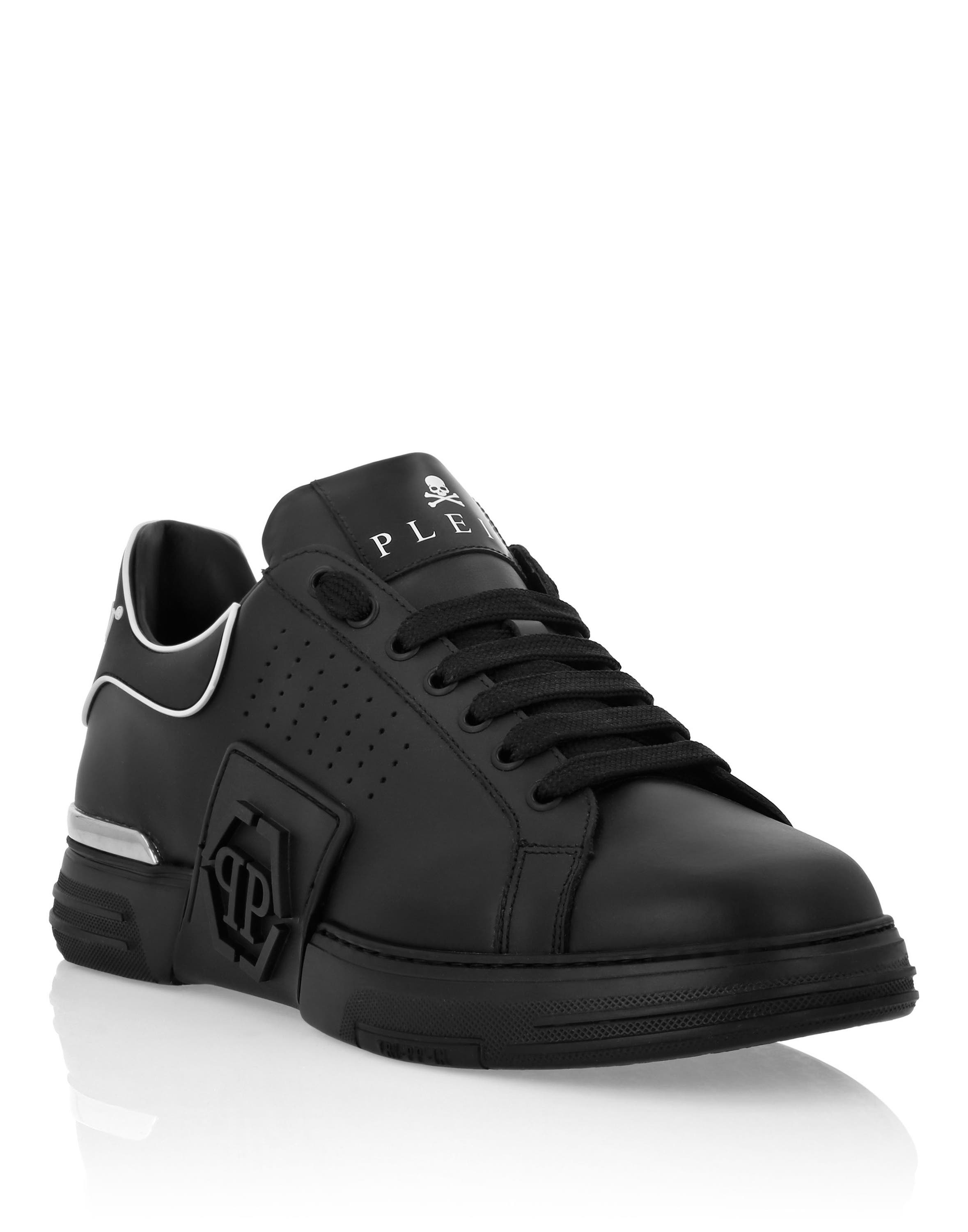 black/black