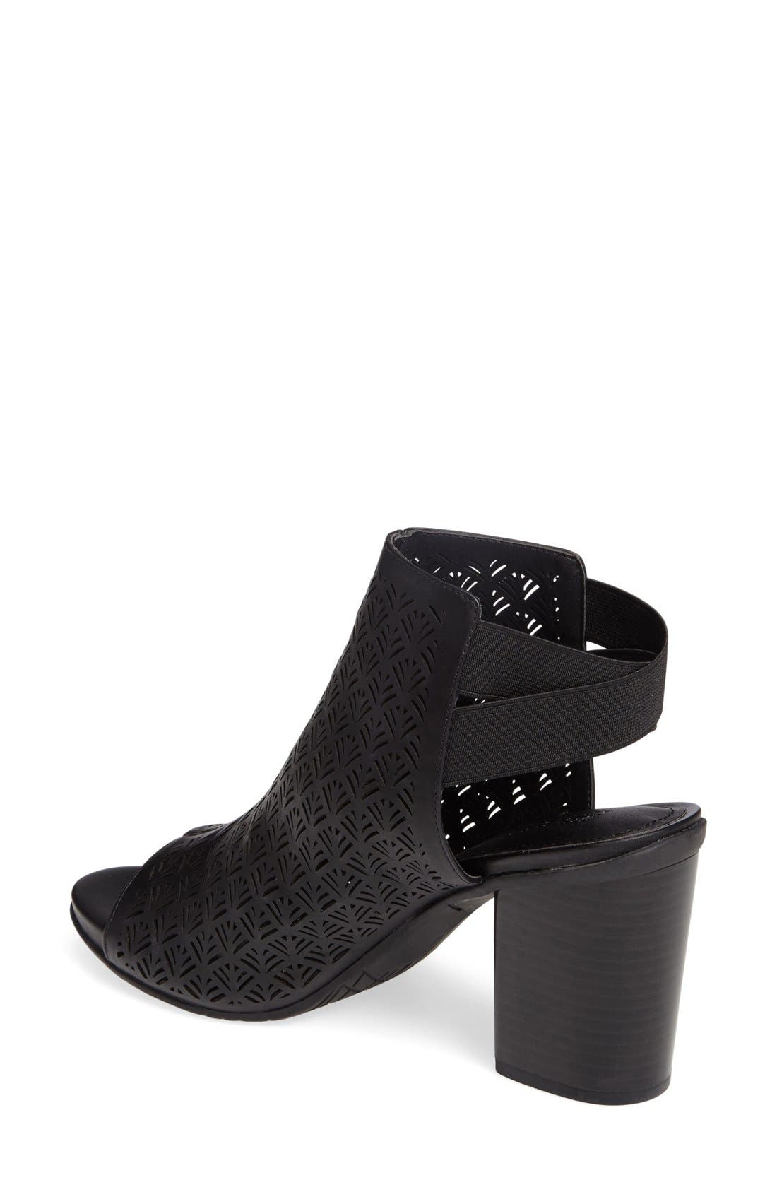 Reaction Kenneth Cole Fridah Fly 2 Sandal, Alternate, color, 