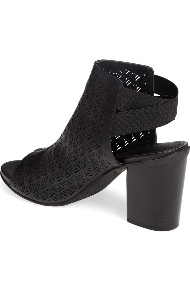 Reaction Kenneth Cole Fridah Fly 2 Sandal, Alternate, color,