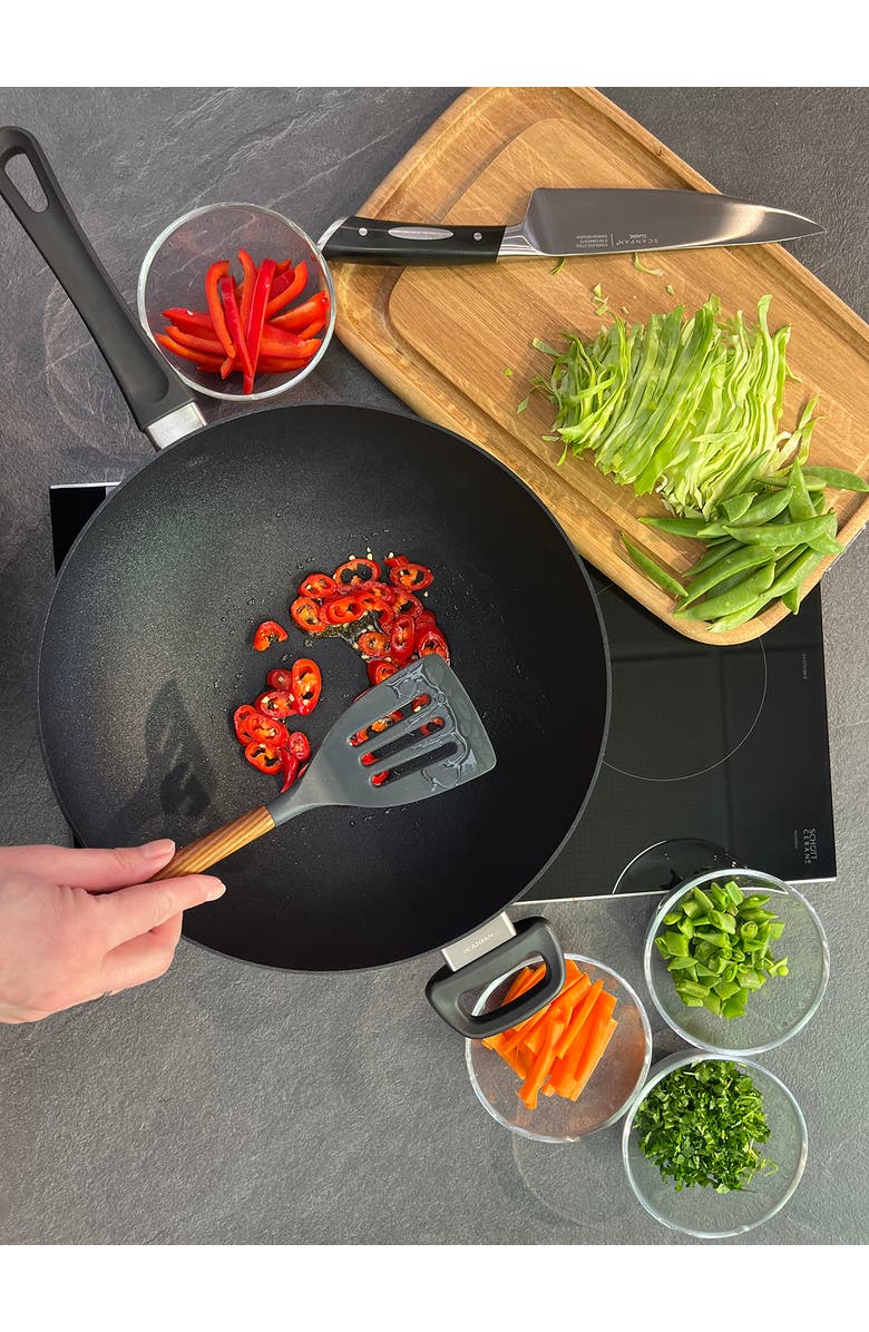 Scanpan Classic 11 Inch Nonstick Stir Fry Pan, Alternate, color, Black