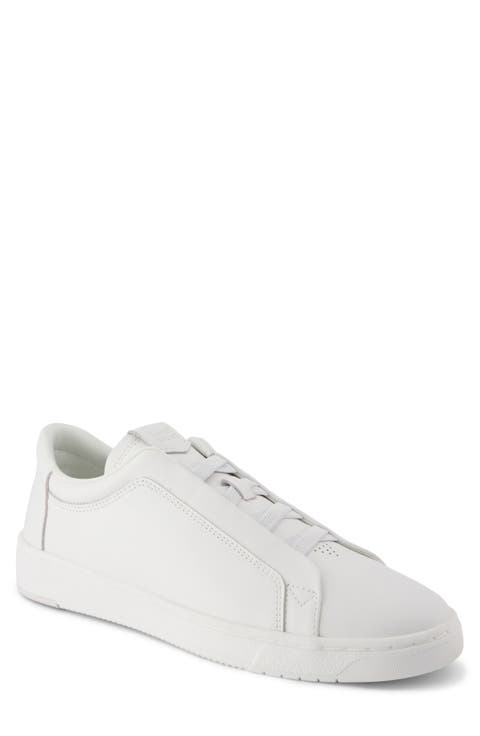 Travel Lite Sneaker