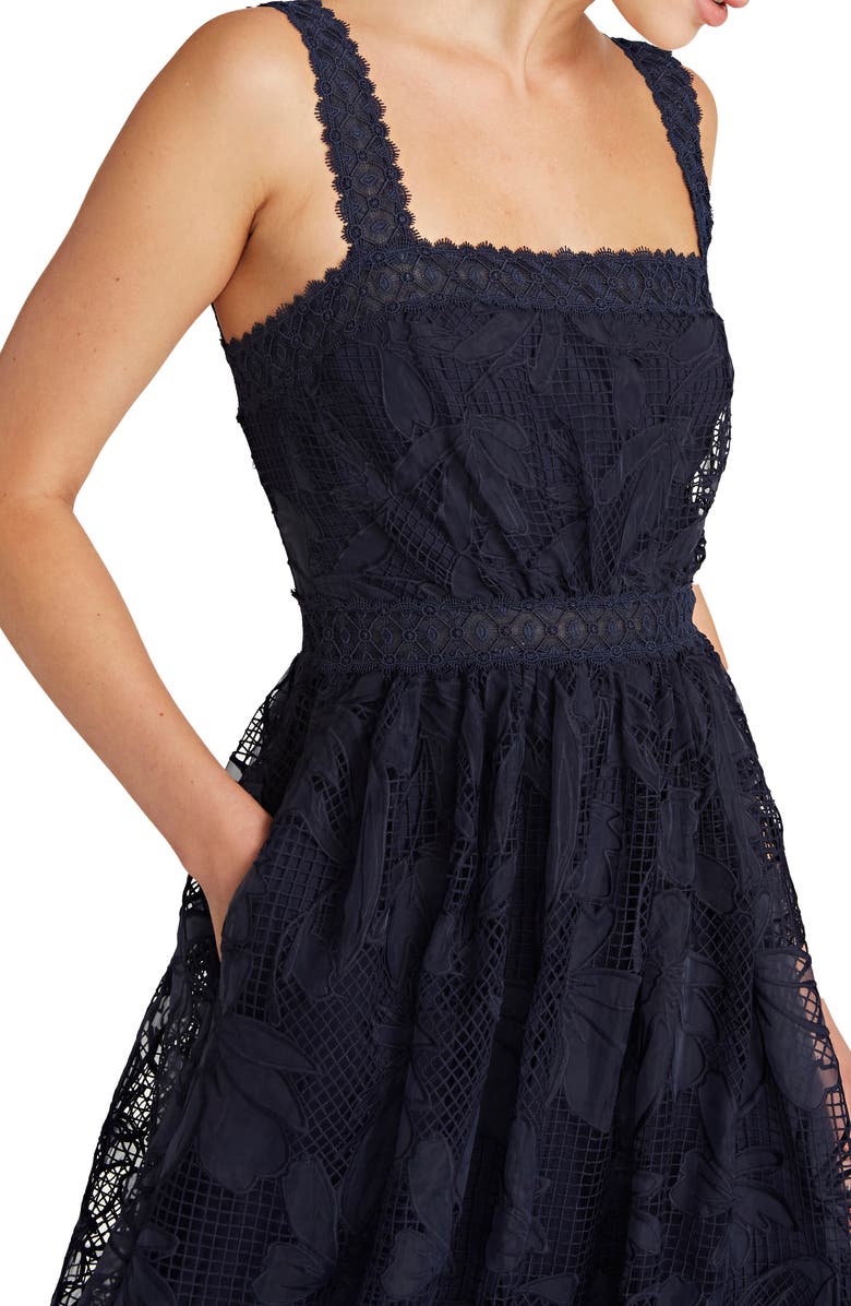 chinese dress ladies Corseted Lace Midi Dress 12 / Noir