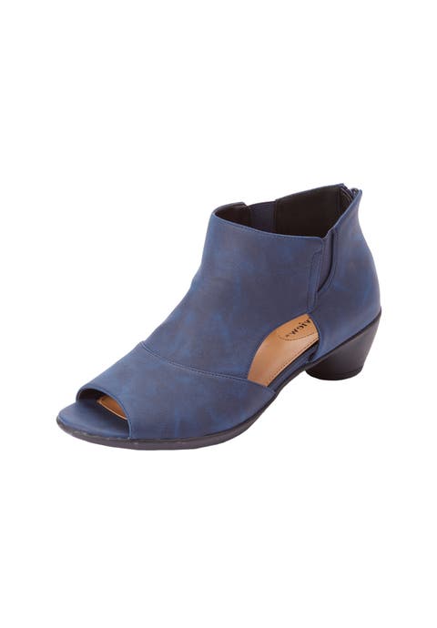 The Ophelia Shootie (Wide Widths Available)