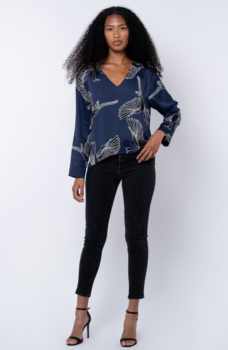 CIEBON Jones Bird Print V-Neck Top, Alternate, color, Navy Multi