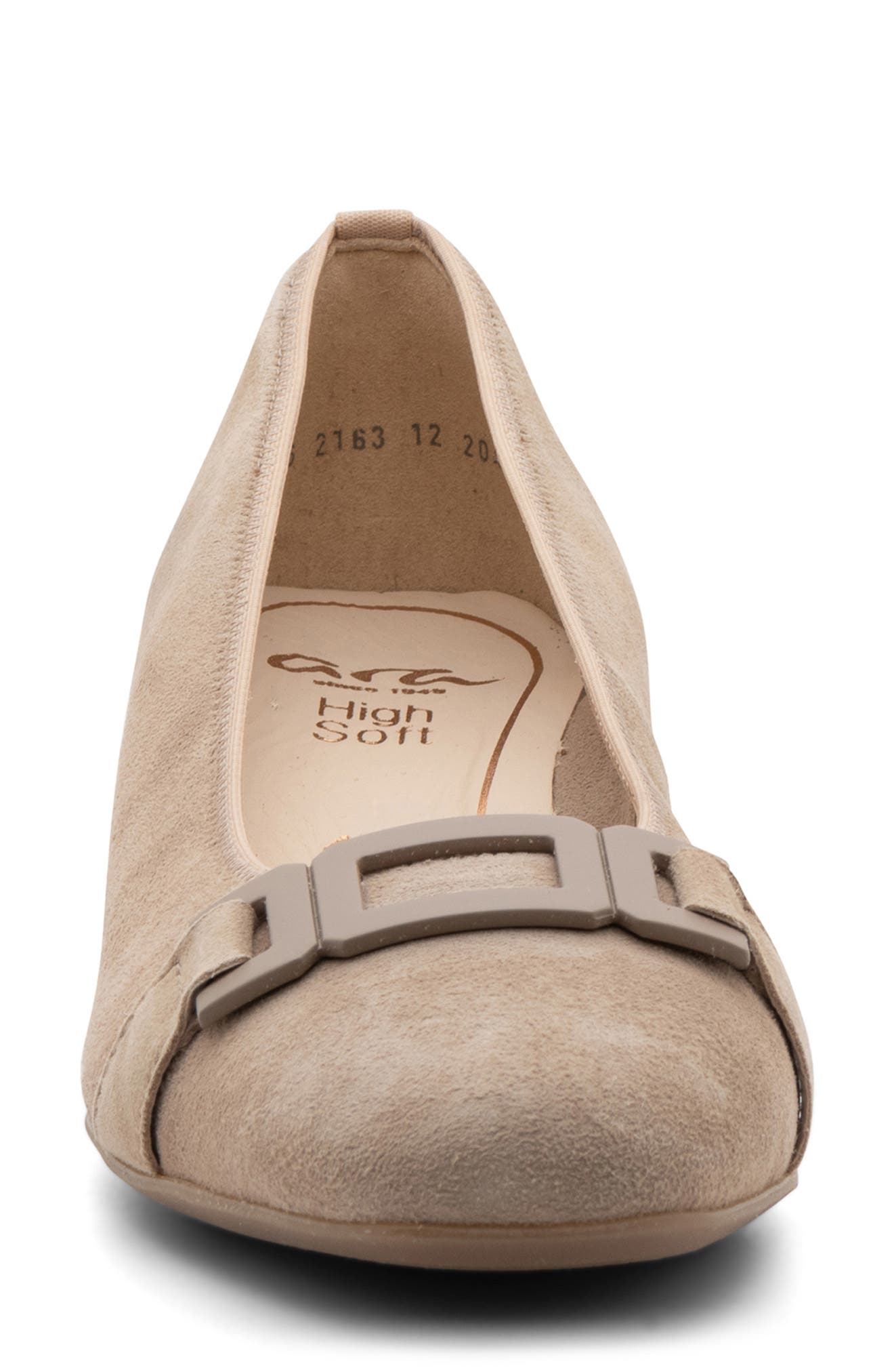 ara Gallant 2 Pump, Alternate, color, Sand