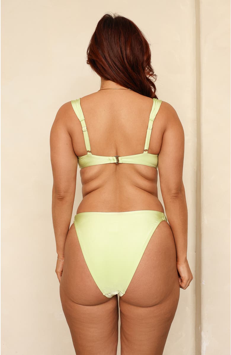 Dippin Daisys Cleo Underwire Bikini Top, Alternate, color, Butterfly