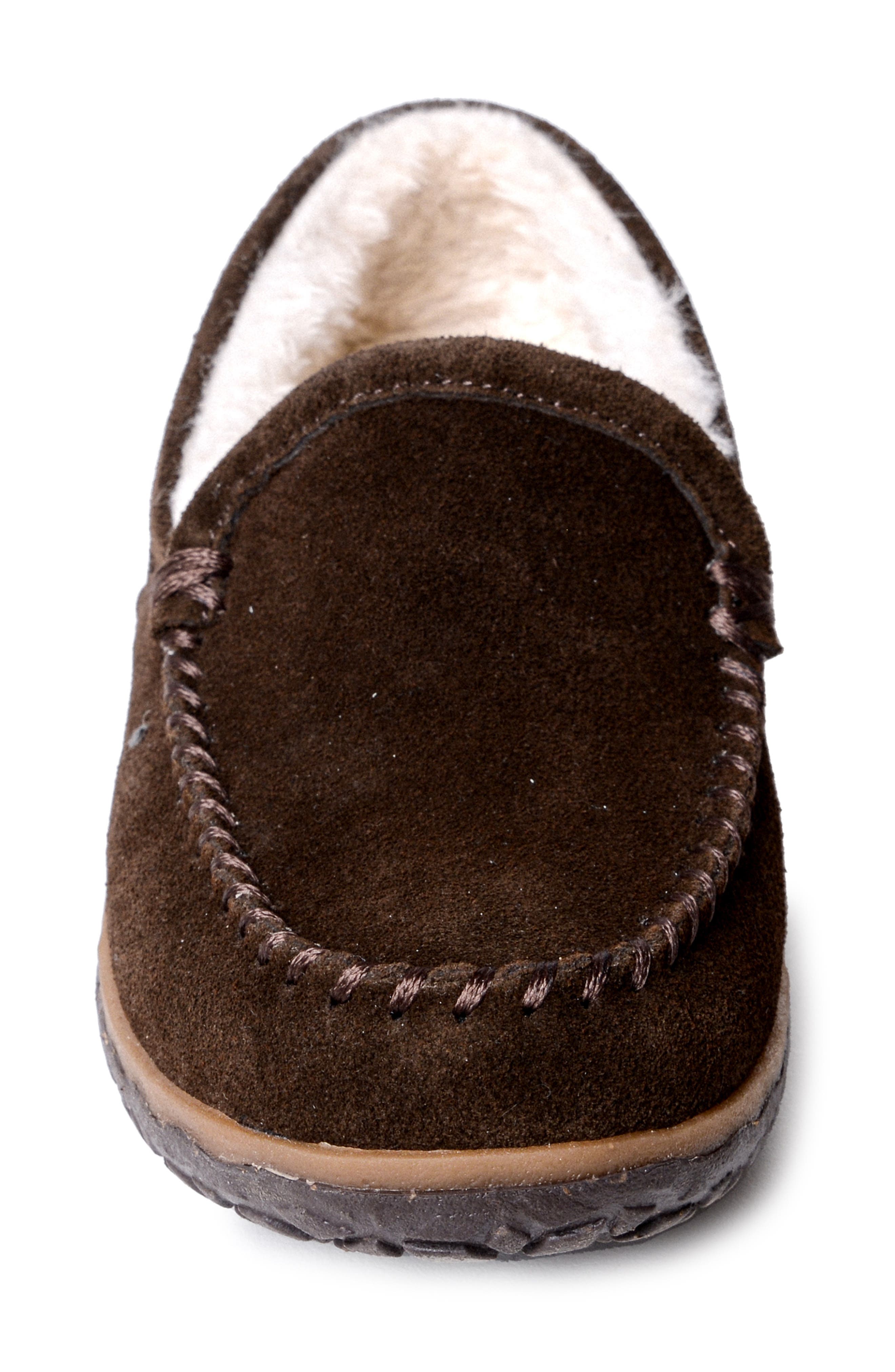 Minnetonka Tempe Slipper, Alternate, color, Chocolate