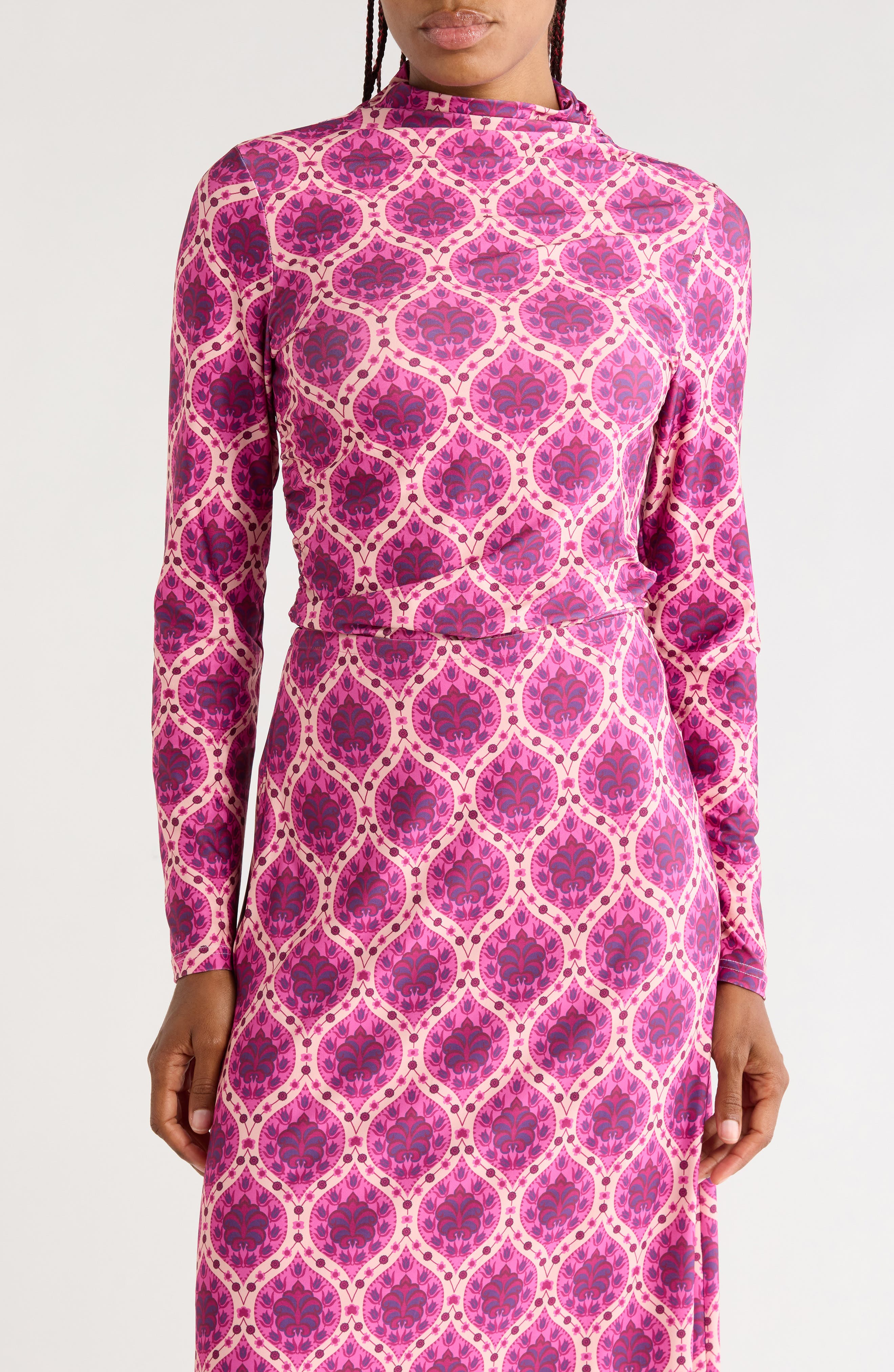 Mara Fleur Mock Neck Top