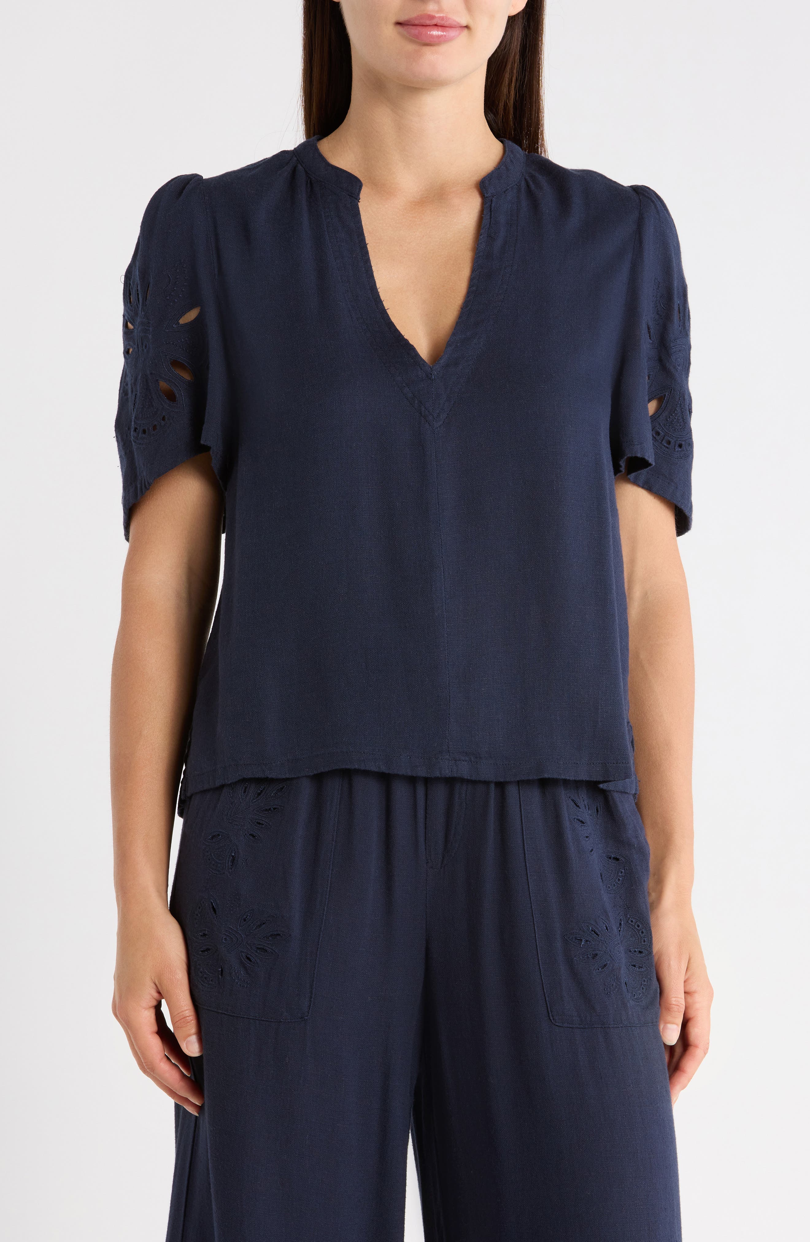 Splendid Cayden Embroidered Flutter Top