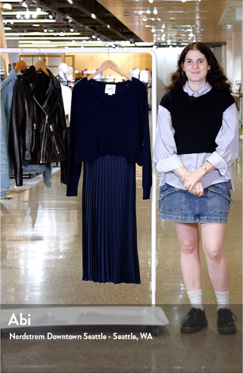 Sweater & Plissé Skirt Set, sales video thumbnail