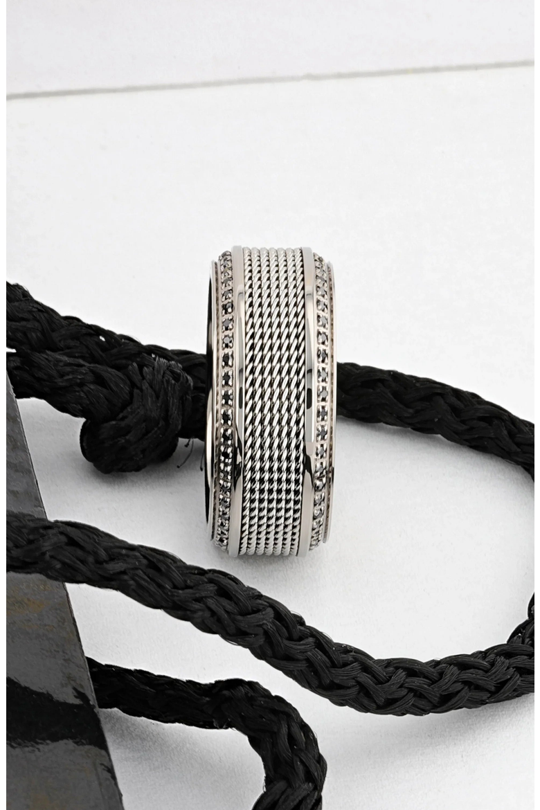 Gauntlet Steel Chain Titanium Wedding Ring, Alternate, color, Silver / Black Diamonds