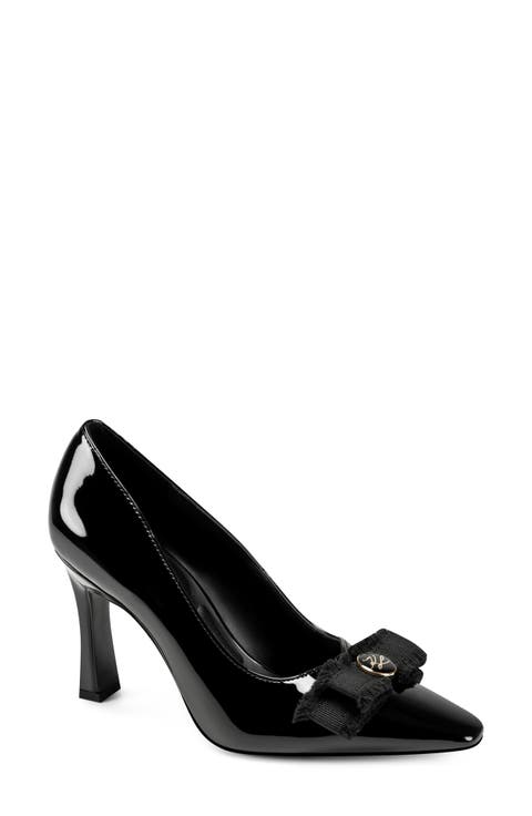 Shary Pointed Toe Pump