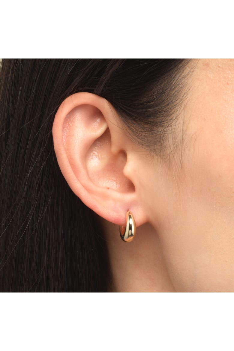 Mini Saddle Huggie Hoop Earrings, Alternate, color, Yellow Gold