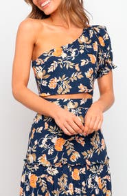 Petal & Pup Aimee One-Shoulder Crop Top