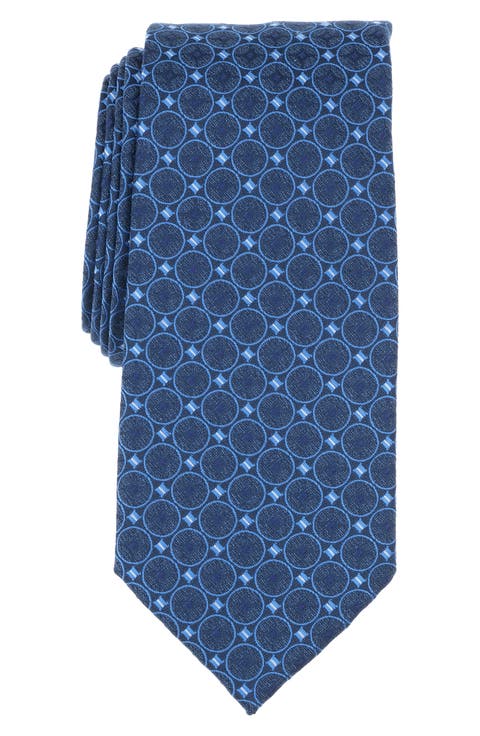 Caperock Medallion Tie