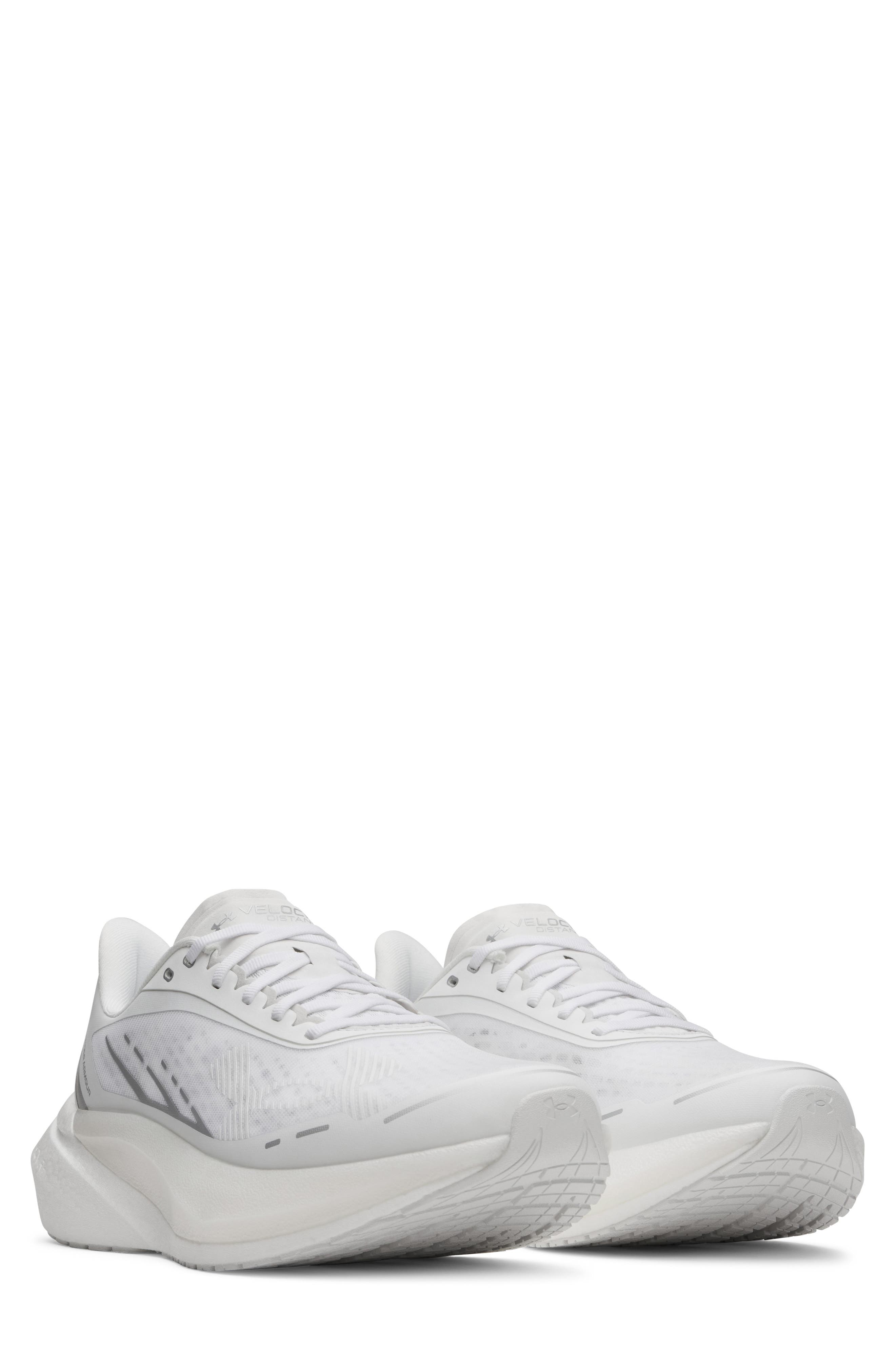  White / White / White