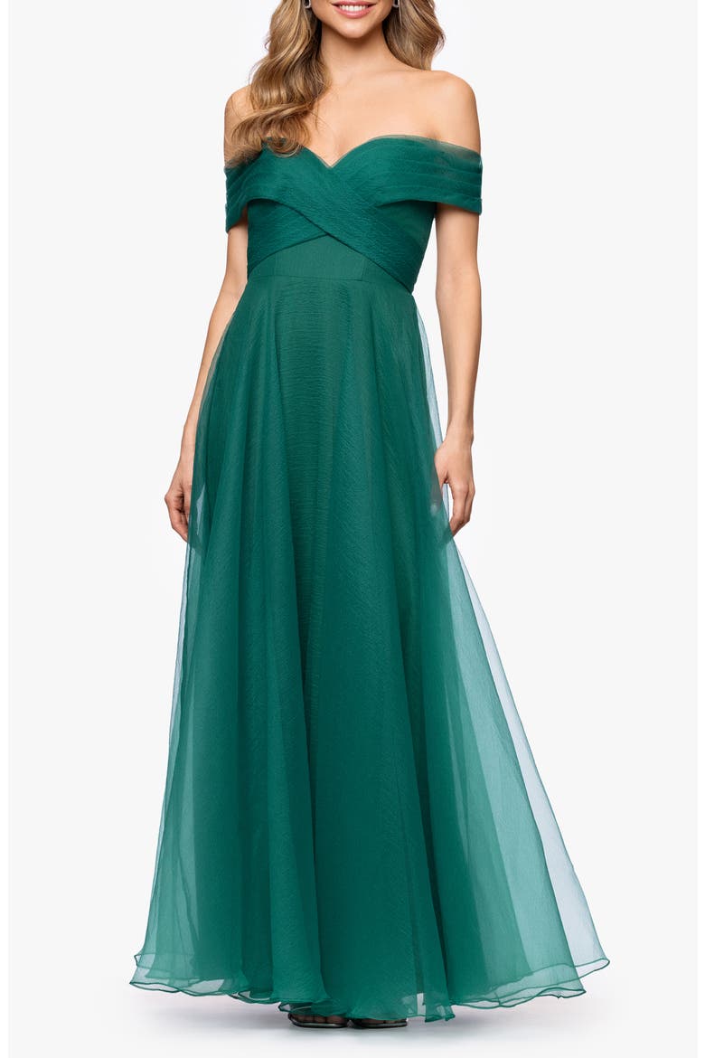 Off-the-Shoulder Tulle Gown video