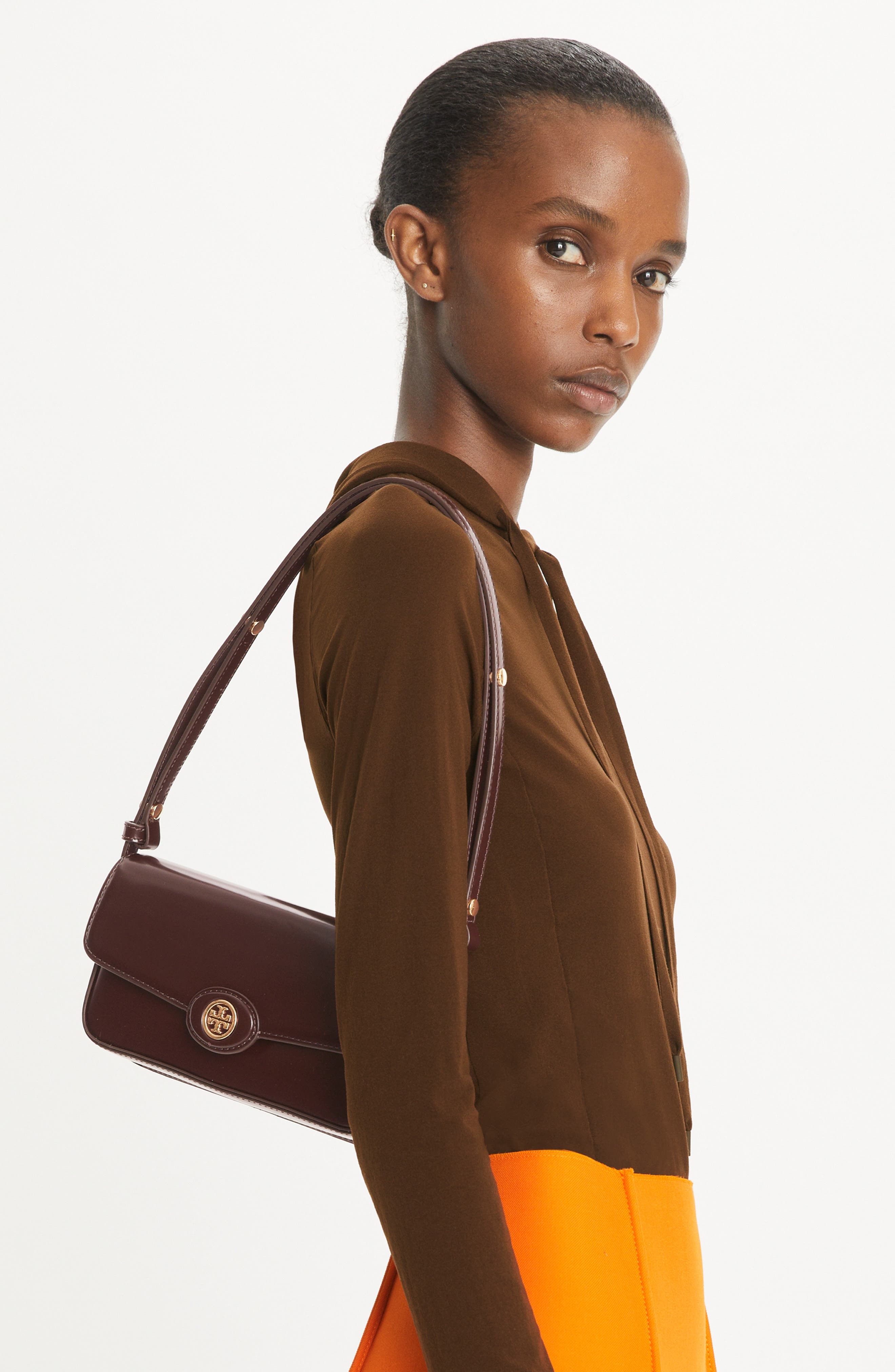 Tory Burch Robinson Spazzolato Leather Shoulder Bag, Alternate, color, Tempranillo