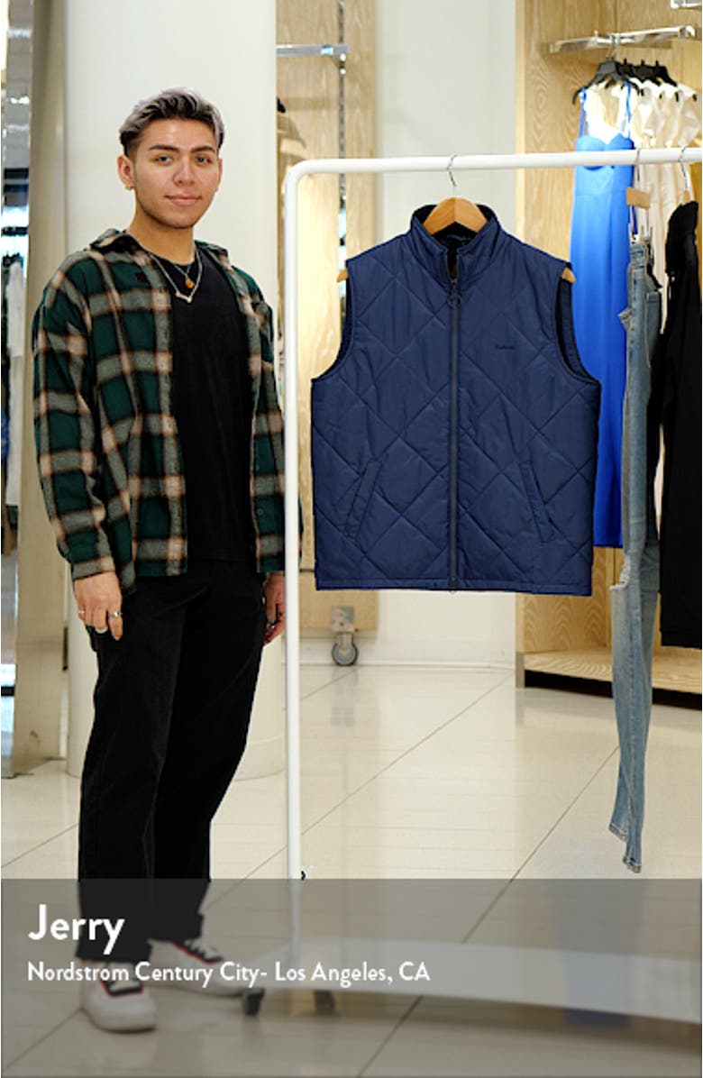 Finnar Quilted Nylon Vest, sales video thumbnail