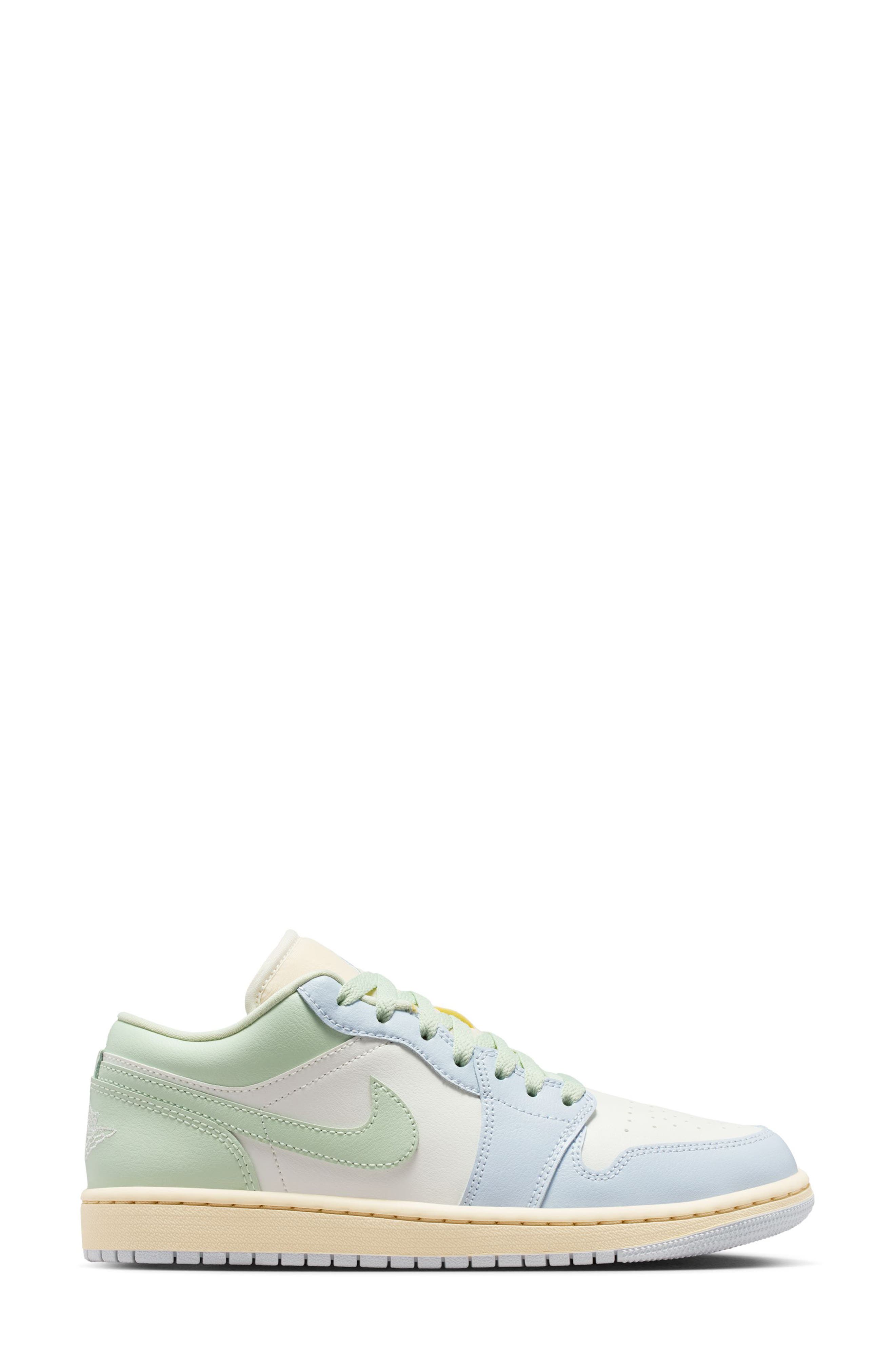 Air Jordan 1 Low Basketball Sneaker - image 4