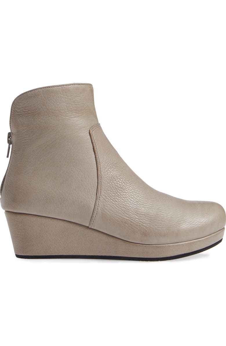 Chocolat Blu Yarden Wedge Bootie, Alternate, color,