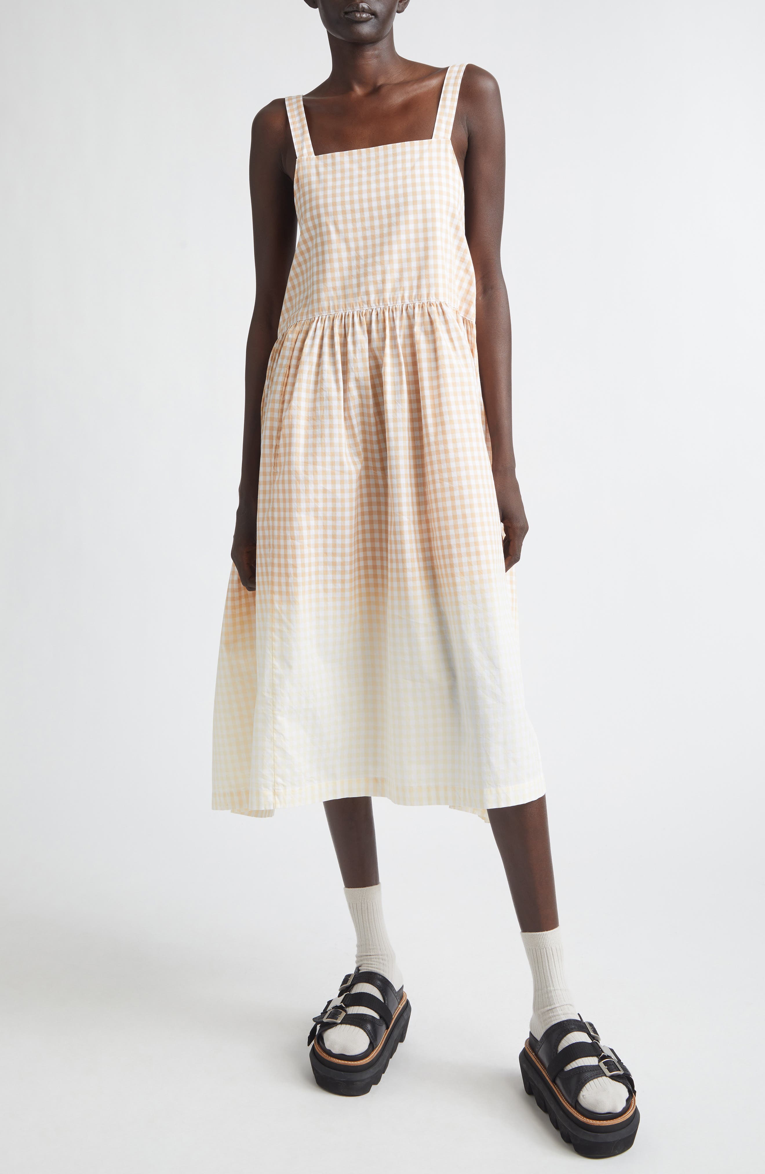 selected BEIGE/ WHITE