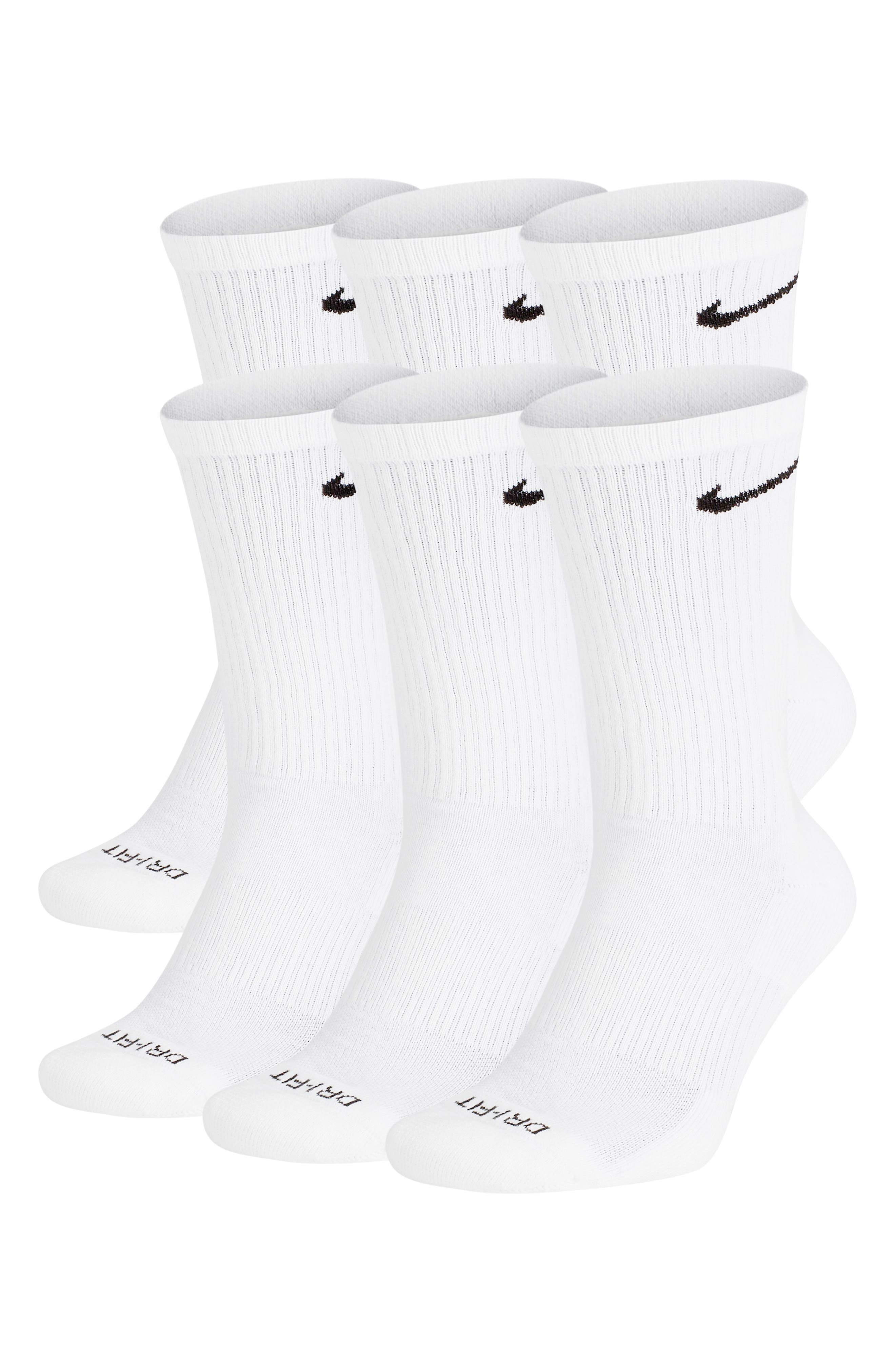 athletic nike socks