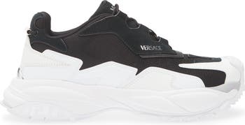 Low Top Sneaker