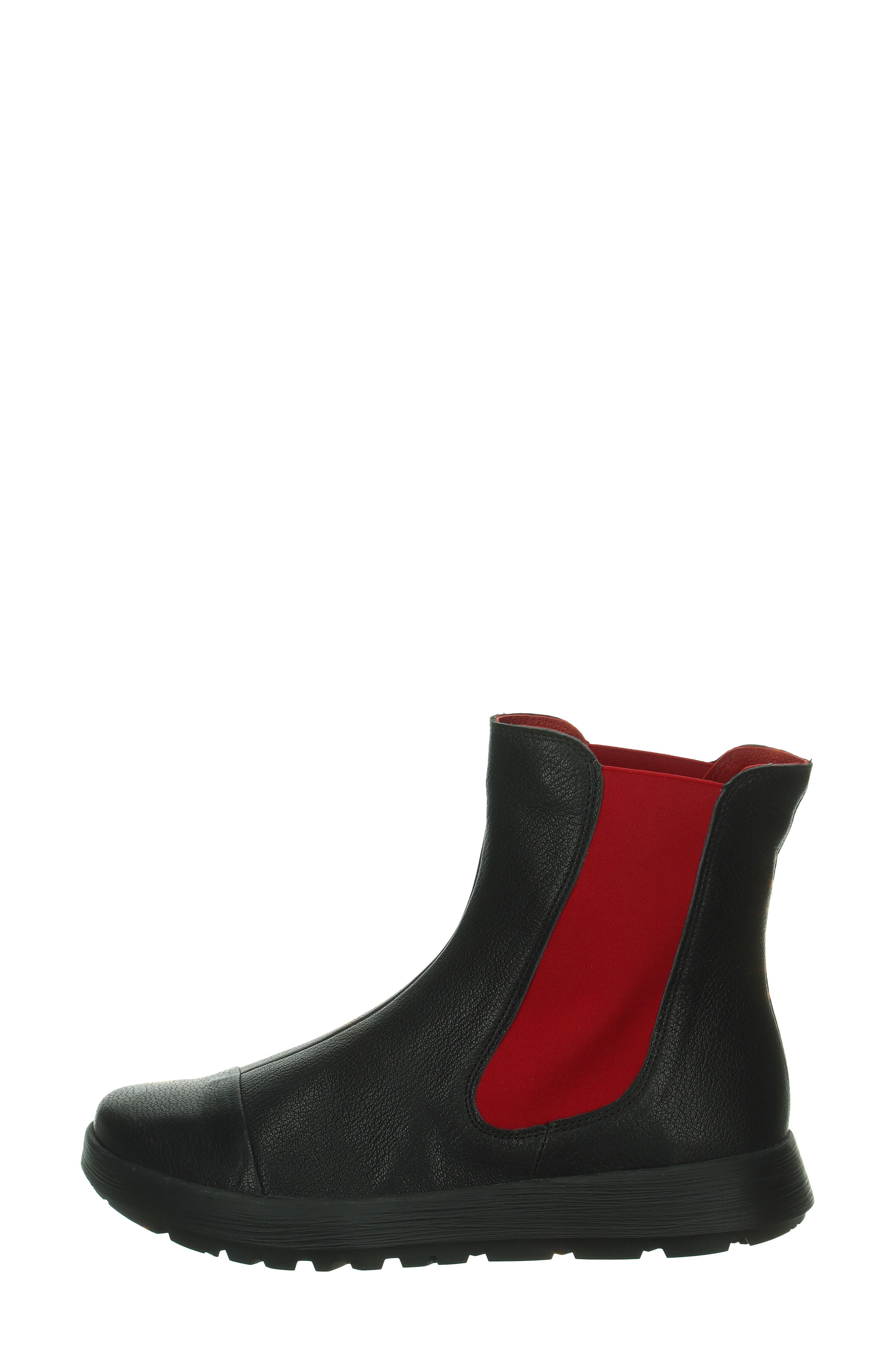 Comoda Leather Chelsea Boot, Alternate, color, BLACK