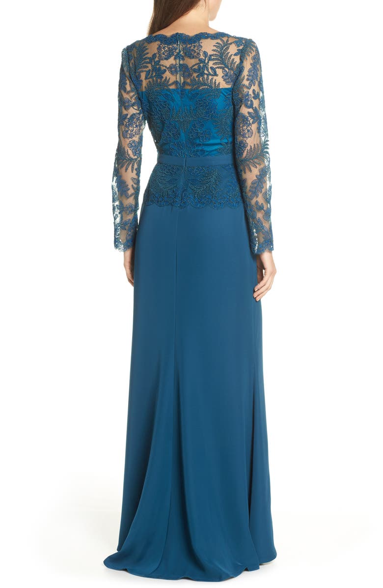 Tadashi Shoji Lace & Crepe Long Sleeve Evening Gown, Alternate, color, 