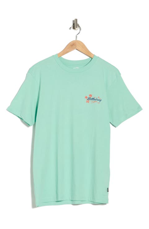 Skull Island Graphic T-Shirt