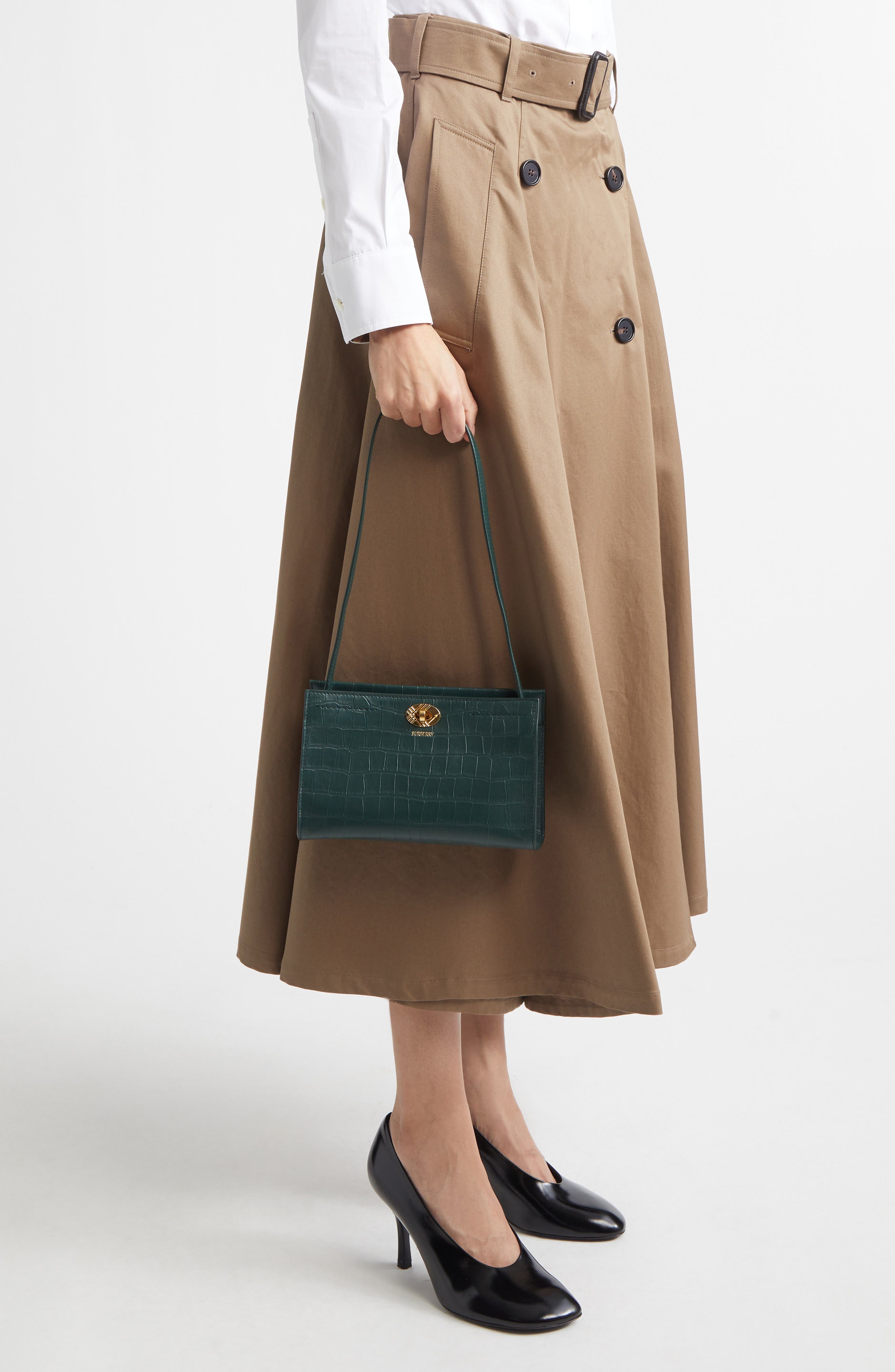 Burberry Cotswolds Croc Embossed Leather Pouch, Alternate, color, Ivy