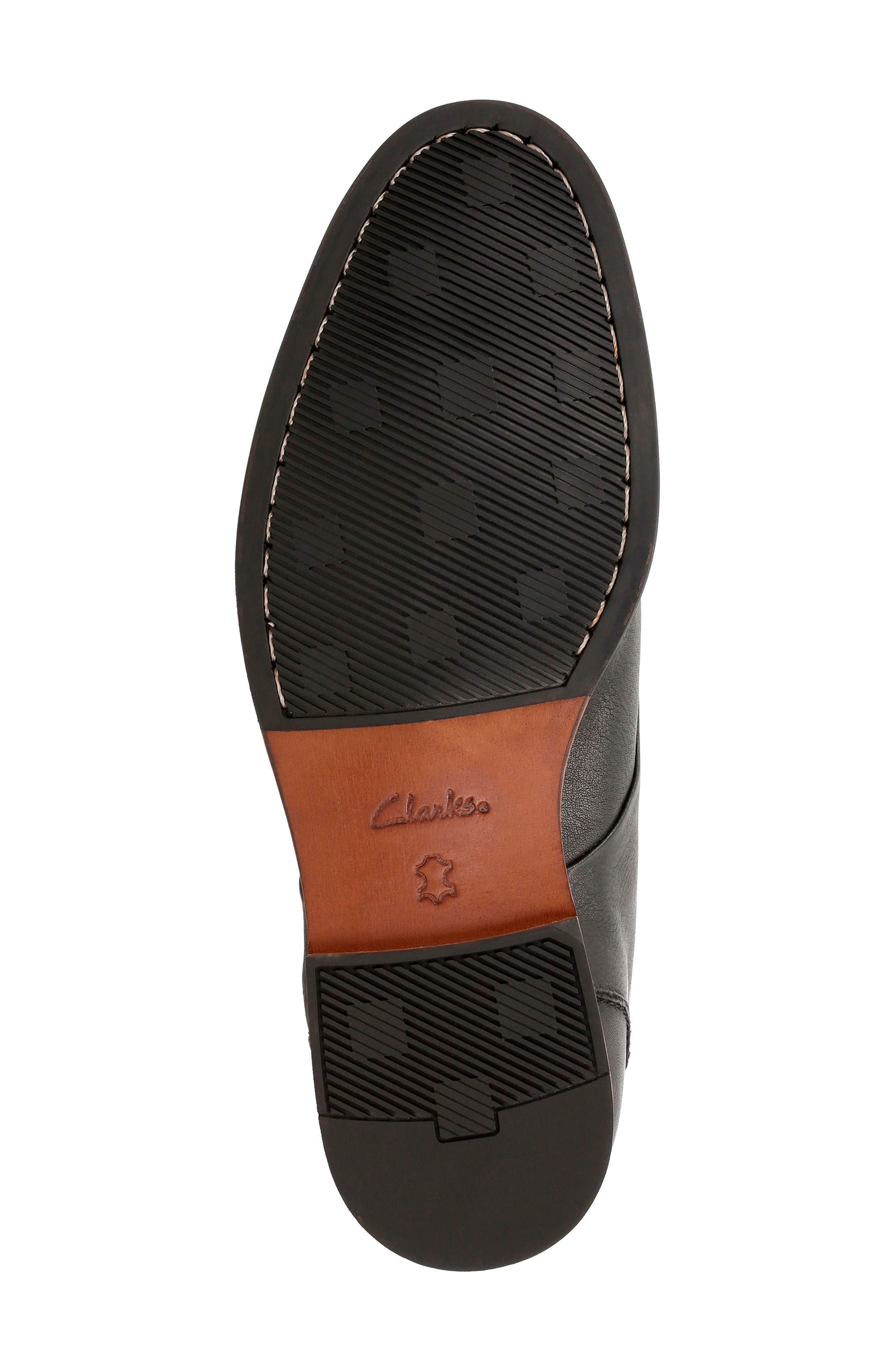Clarks<sup>®</sup> Broyd Mid Chukka Boot, Alternate, color, 
