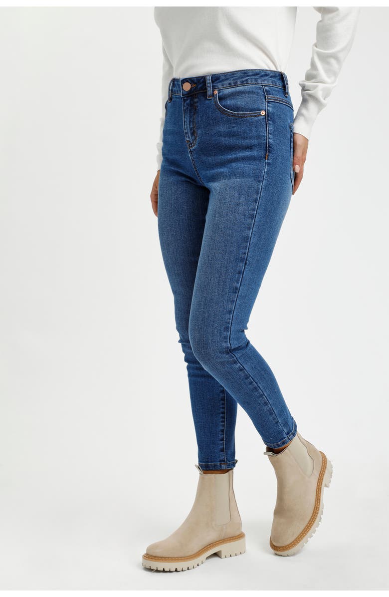 Kaffe Sinem 7/8 Jeans, Alternate, color, Medium Blue Denim