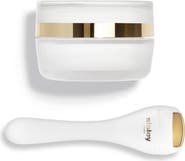 Sisley Paris Sisleÿa L
Integral Anti-Age Eye
Lip Contour Cream with Massage Tool