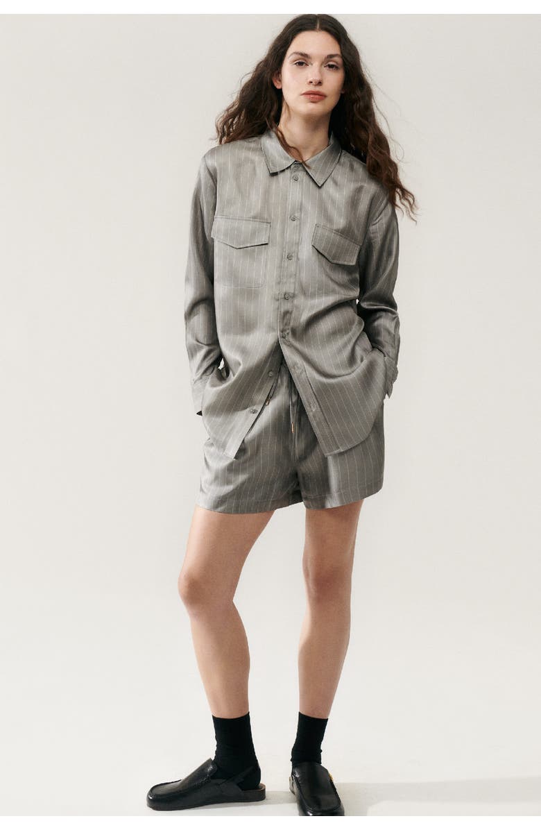 SILK LAUNDRY TWILL SLOUCH SHORTS MOON PINSTRIPE, Main, color, Moon Pinstripe