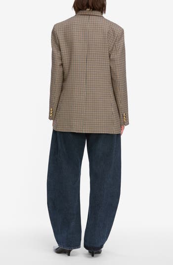 Low Slung Barrel Leg Jeans