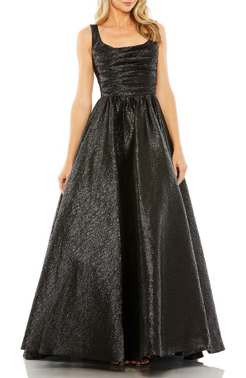 Mac Duggal Metallic Pleated Bodice Ballgown In Black