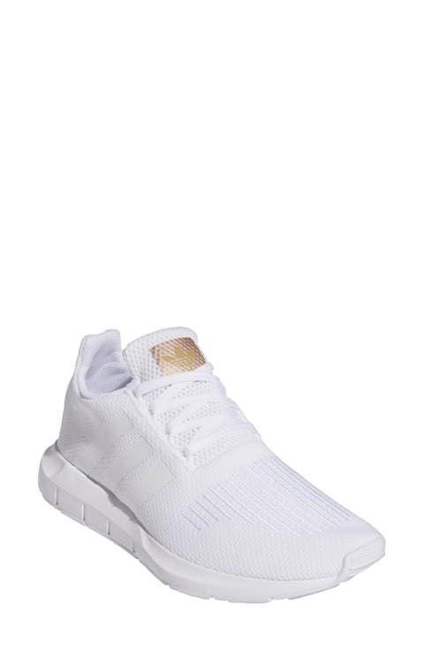 Gender Inclusive Swift Run Sneaker