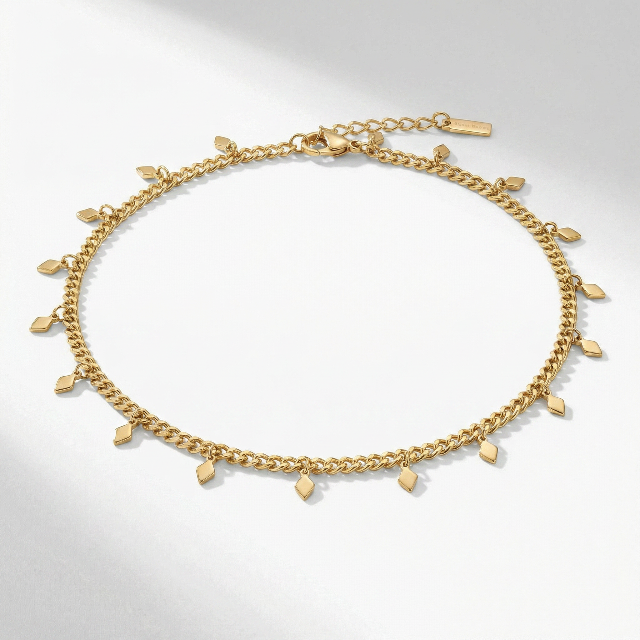 selected 18k Yellow Gold