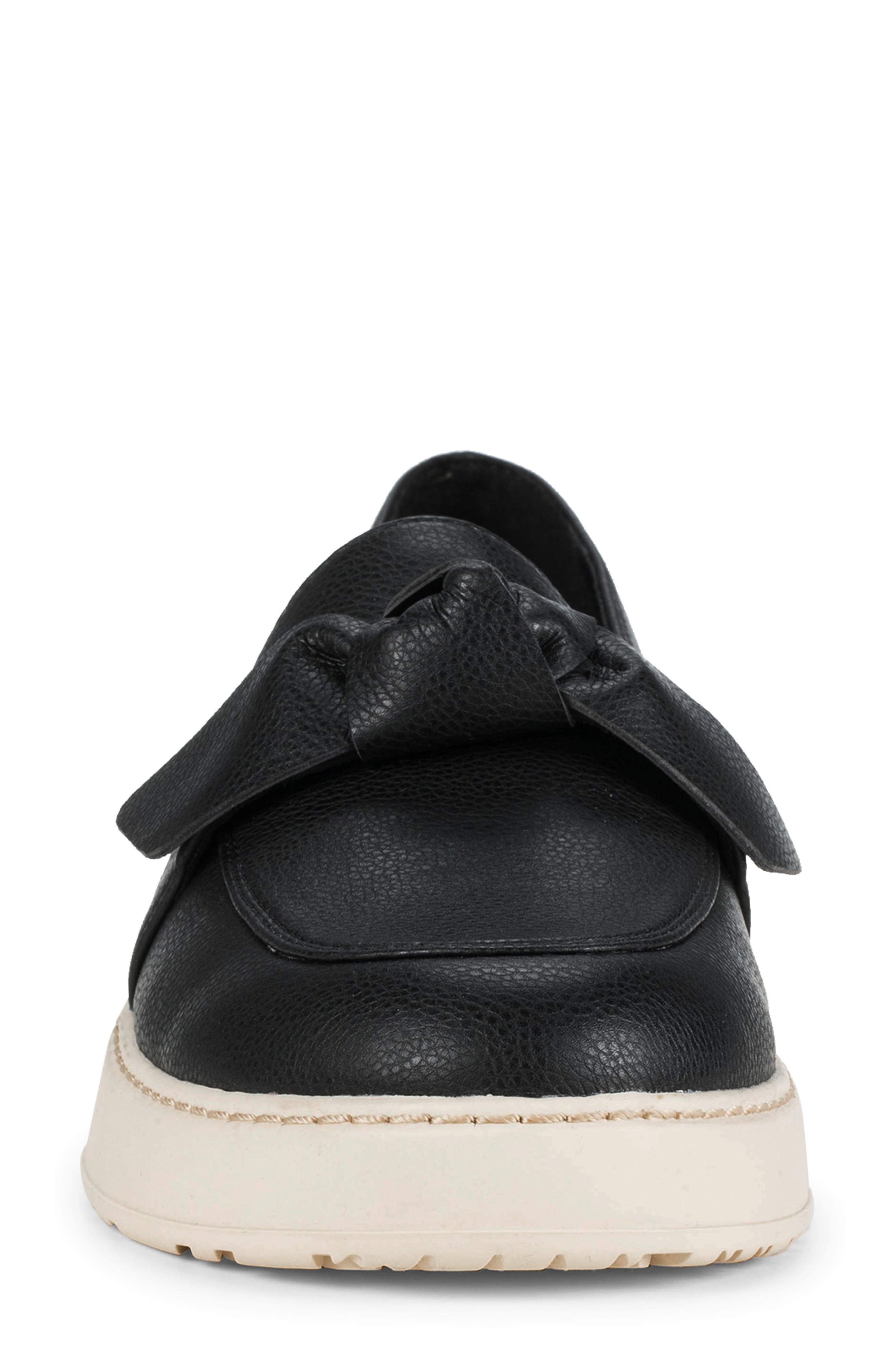 BARETRAPS Ferdana Moc Toe Slip-On Loafer, Alternate, color, Black