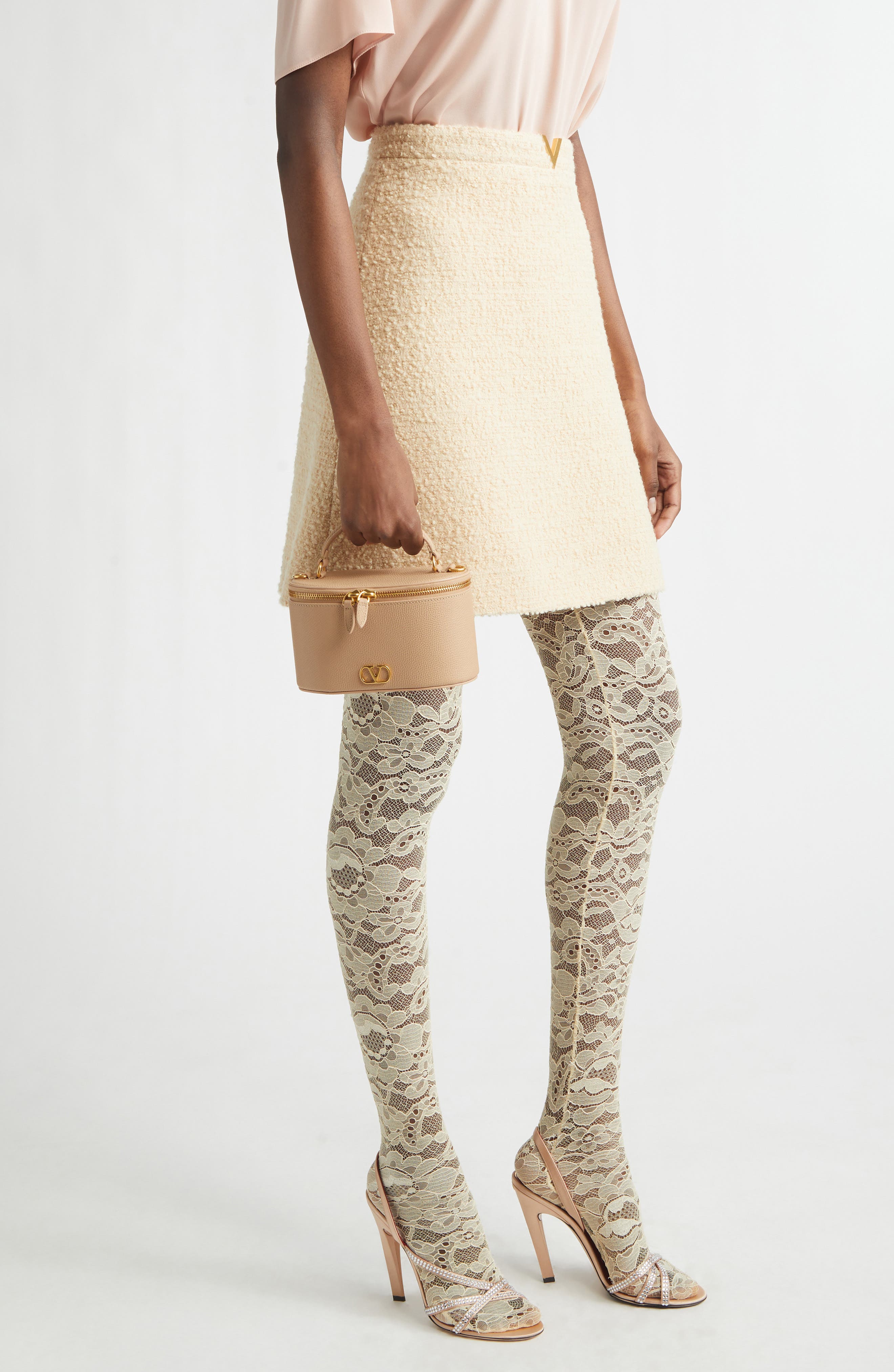 Valentino Garavani VLOGO Signature Leather Vanity Case, Alternate, color, Rose