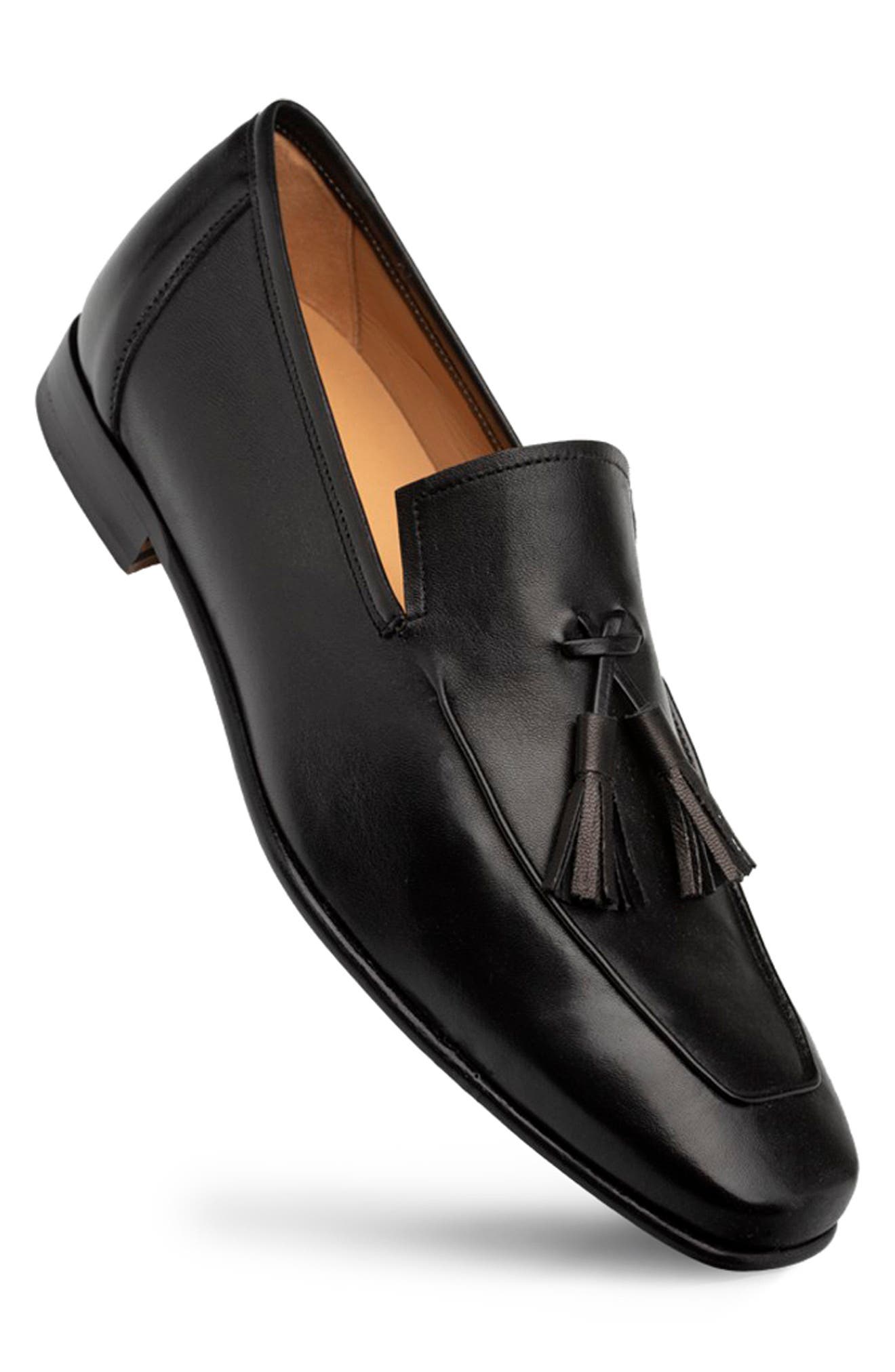 Mezlan Javea Tassel Moc Toe Loafer, Alternate, color, Black