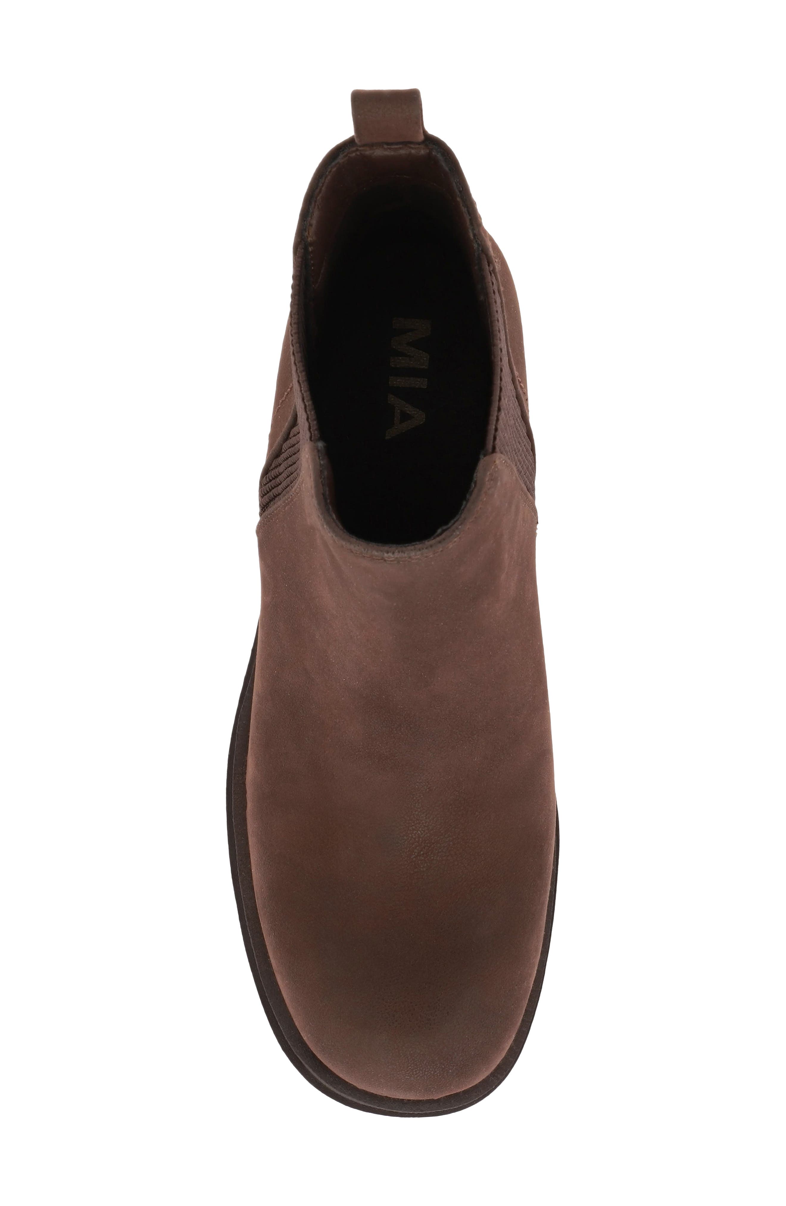 Panola Chelsea Boot, Alternate, color, DARK BROWN