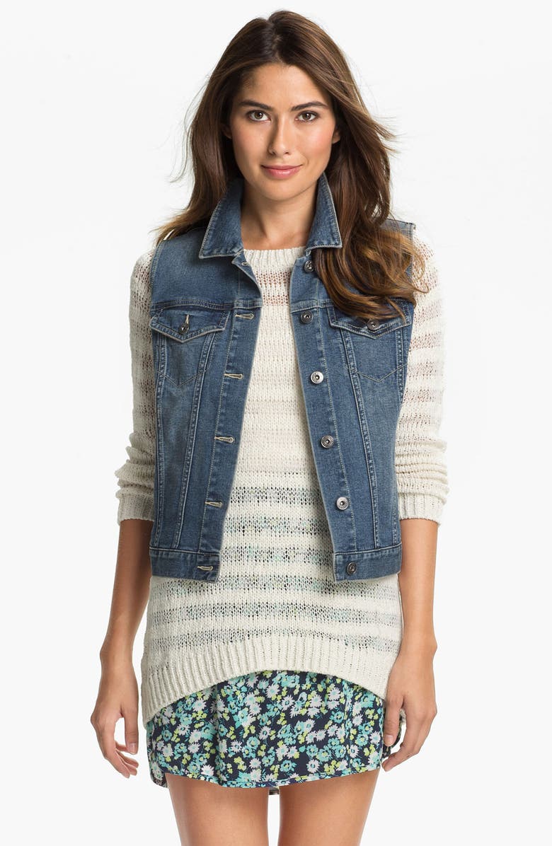 Two by Vince Camuto Vintage Wash Denim Vest, Alternate, color, 